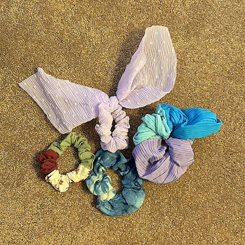 All sizes scrunchies bundle
